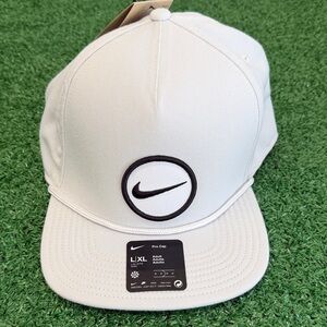 Nike GOLF Pro Cap Snap Back